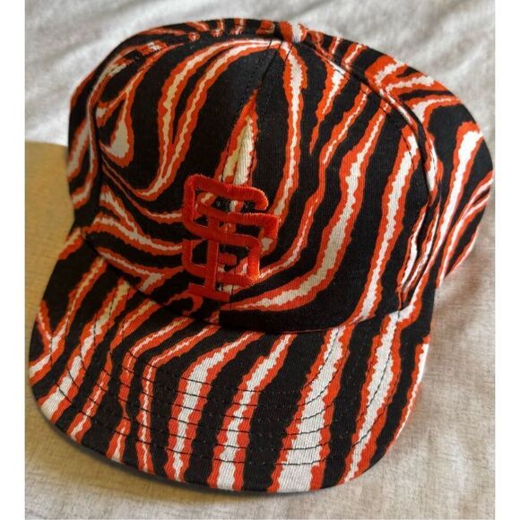 SF Giants Francisco Subaz Vintage Twins SnapBack - Picture 3 of 5